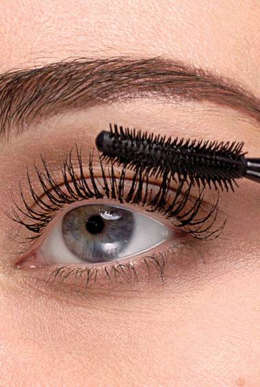 Maybelline Lash Sensational Mascara 01 Very Black | LA Image