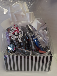 Jumbo Luxury Beauty Hamper In Stripe Hat Box